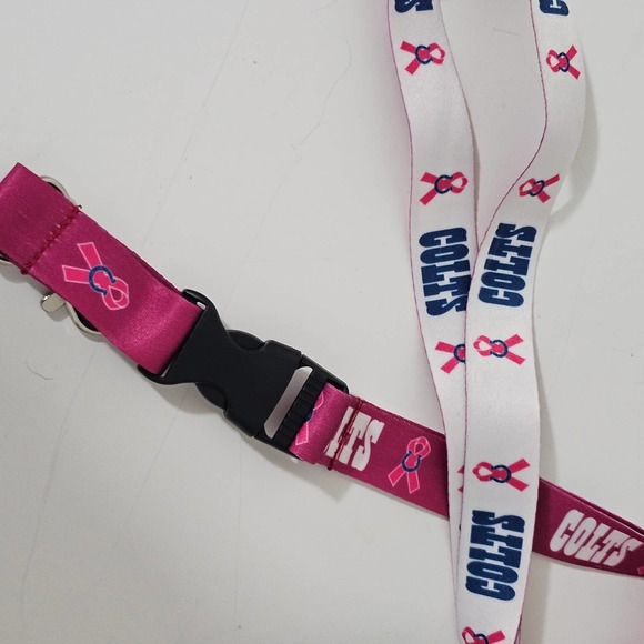 Colts -Breast Cancer Key chain‎ ID holder - Picture 2 of 5